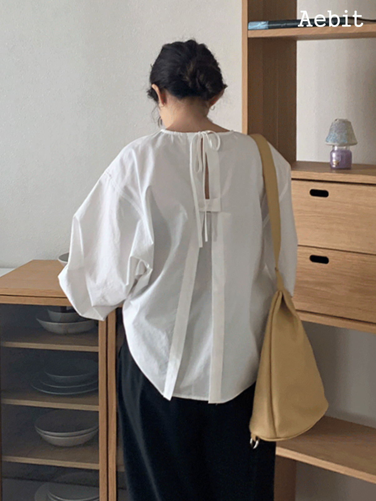 자체제작 back strap blouse (2color)
