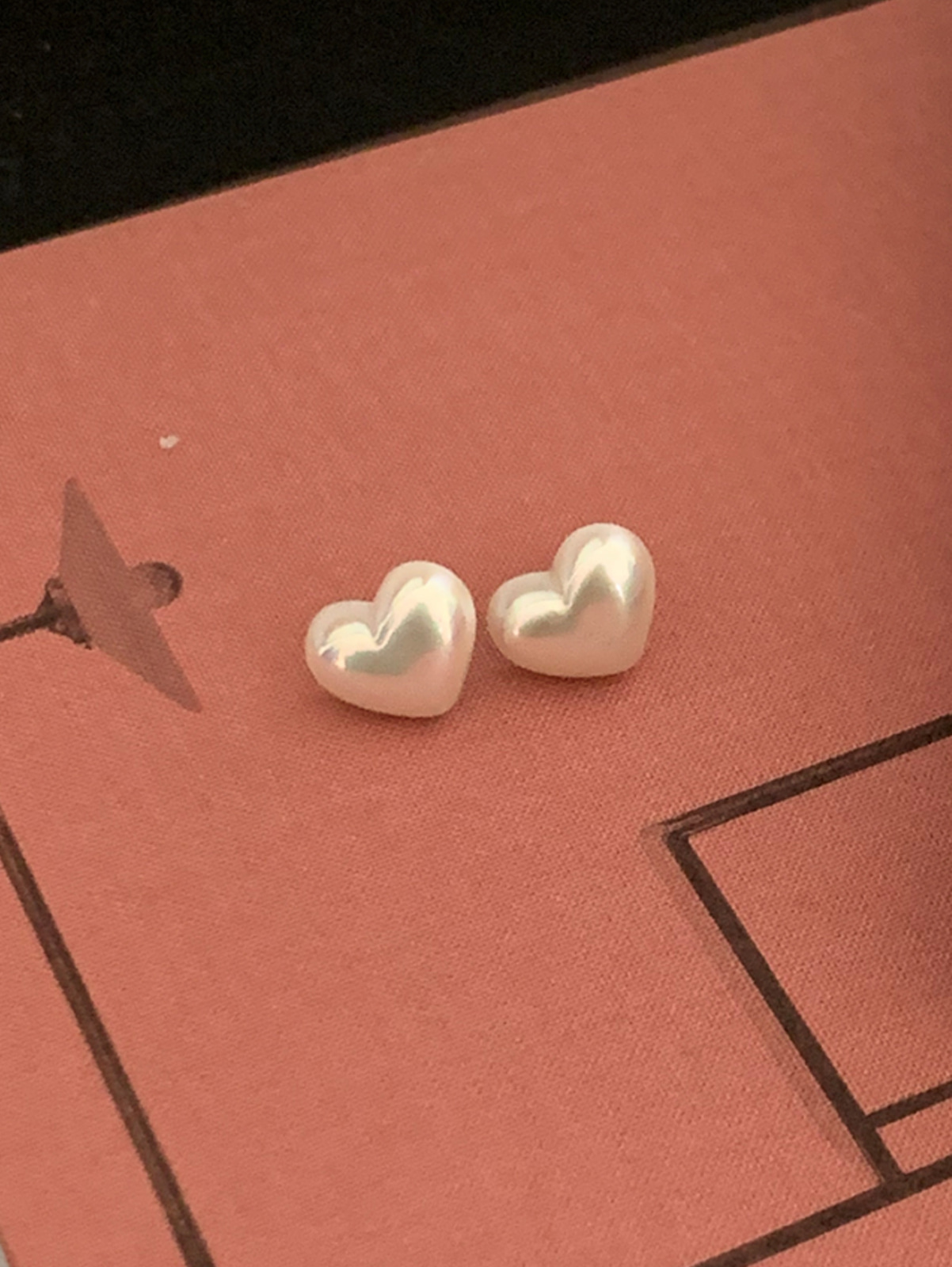 heart pearl earring (1color) 은침!