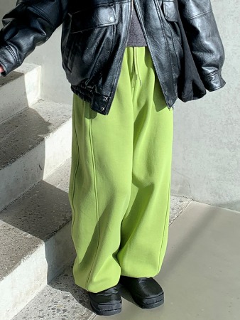 sugar ball jogger pants (light green) 기모안감!